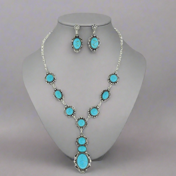 Jewelry - Western Turquoise Adjustable Necklace and Earring Set